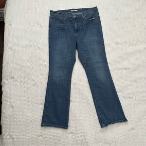 Levi’s 315 Shaping Bootcut Jeans Size 34 Levi Strauss & Co. Medium Wash W34 L32